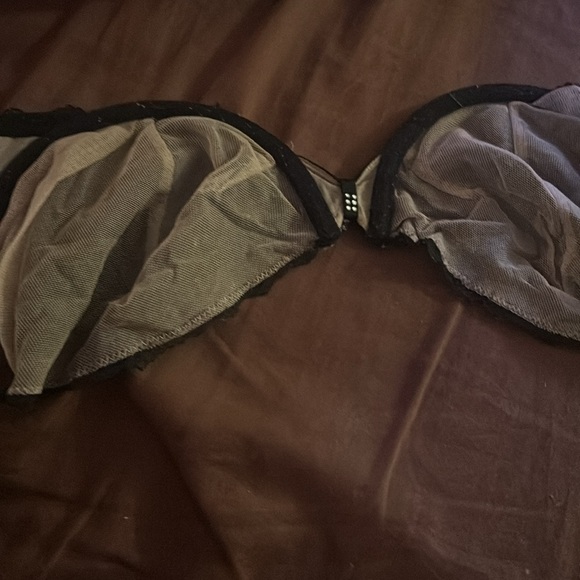 Sexy line by Victoria’s Secret bra size 36D with crystals beautiful, bling lace - Picture 3 of 17